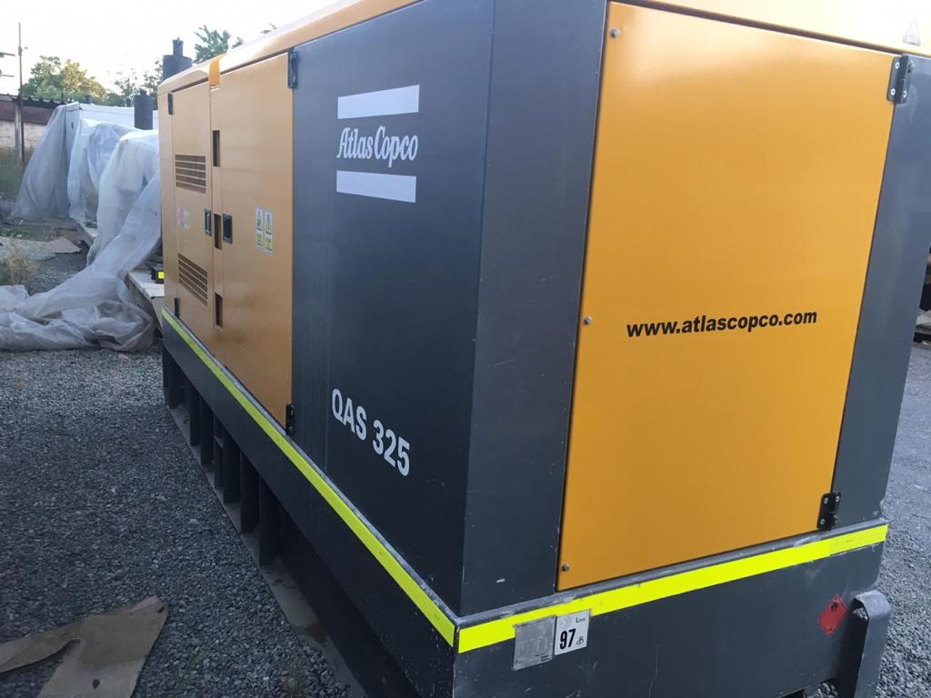 GENERADOR ATLAS COPCO QAS 325 vista frontal